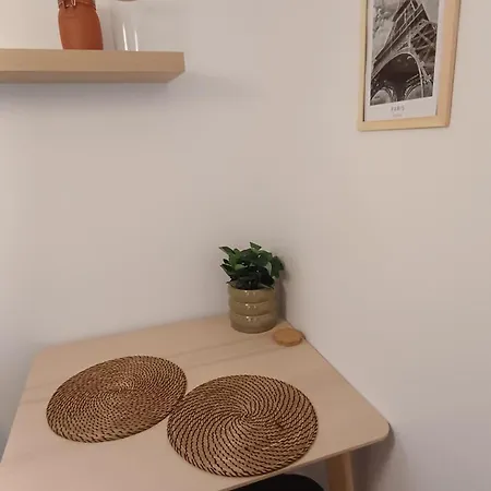 Dans Le 17eme * פריז